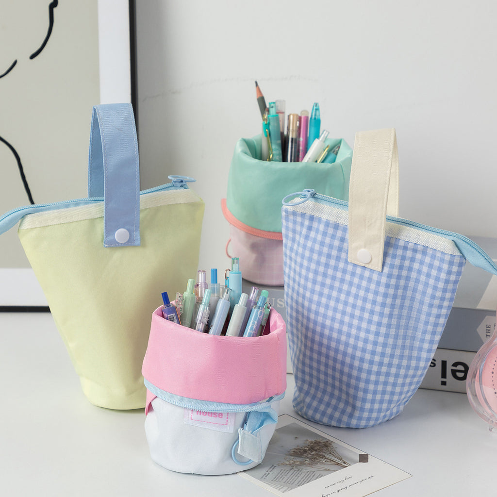 Étui à crayons - Canva Bucket
