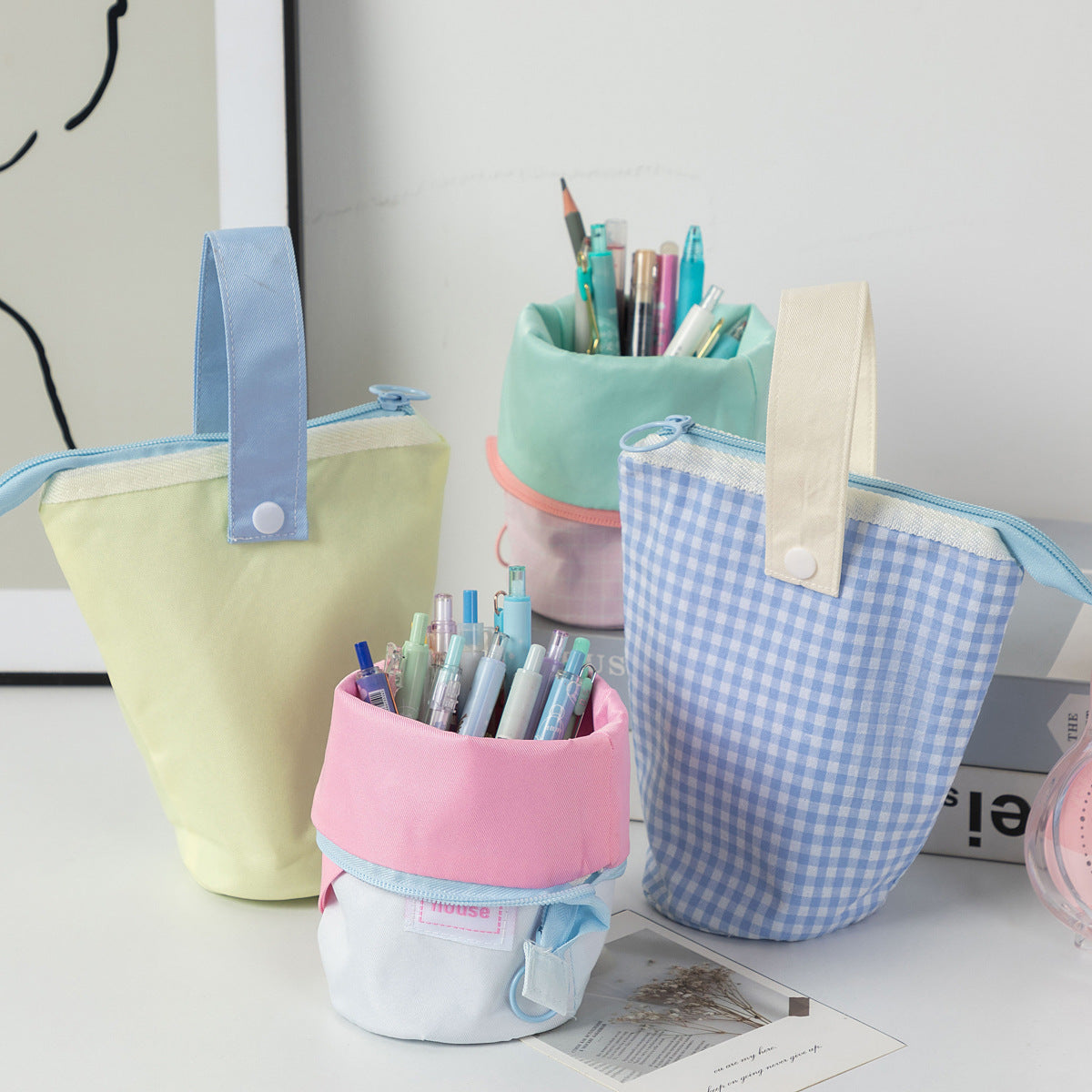 Étui à crayons - Canva Bucket