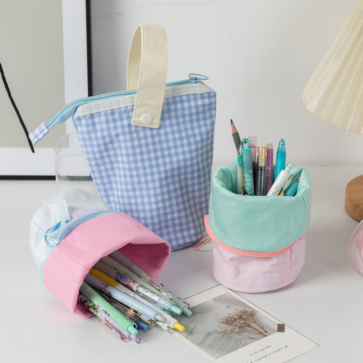Étui à crayons - Canva Bucket